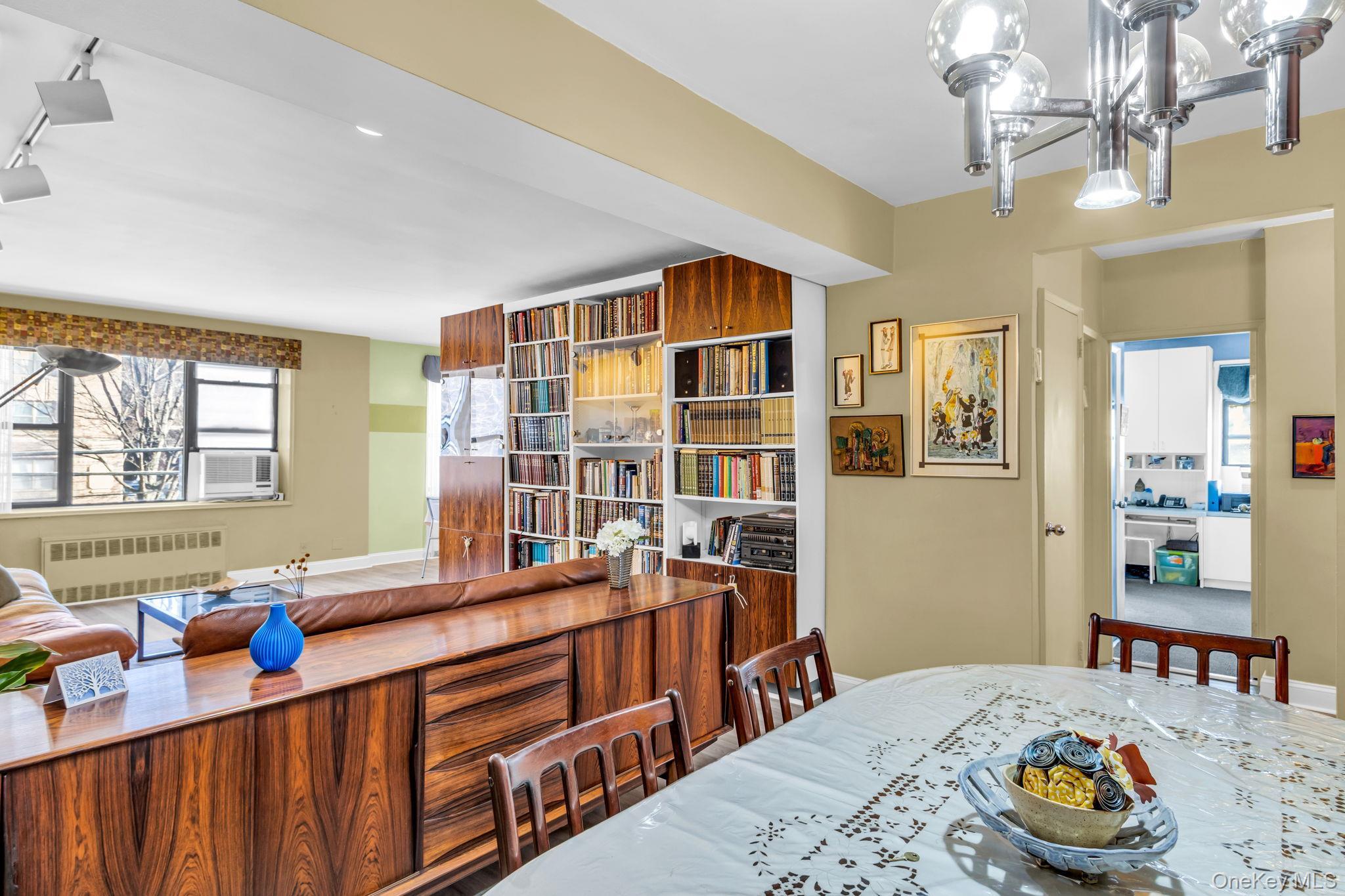 Coop Johnson Bronx, NY 10463, MLS-951901-4