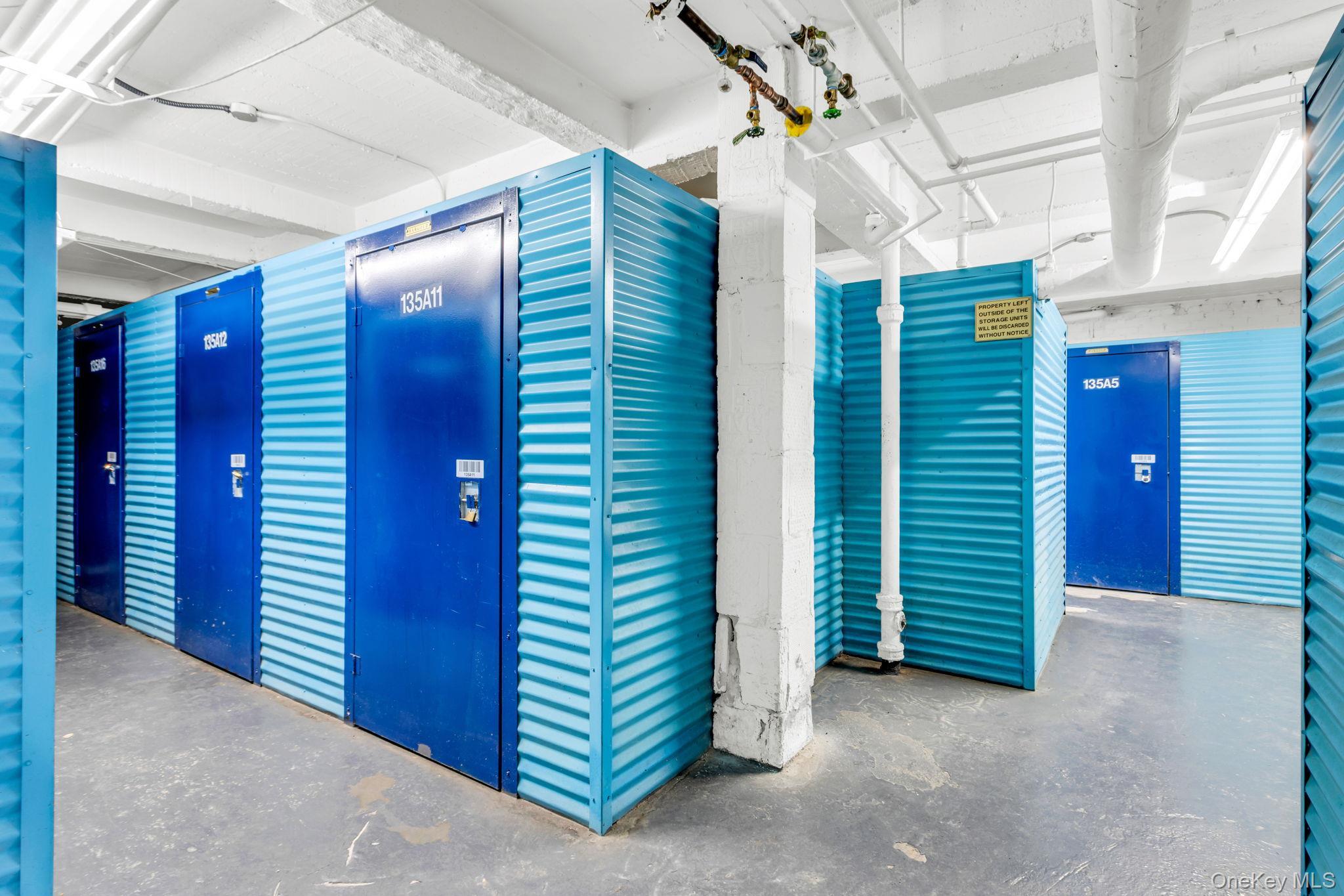 Coop Johnson  Bronx, NY 10463, MLS-951901-40