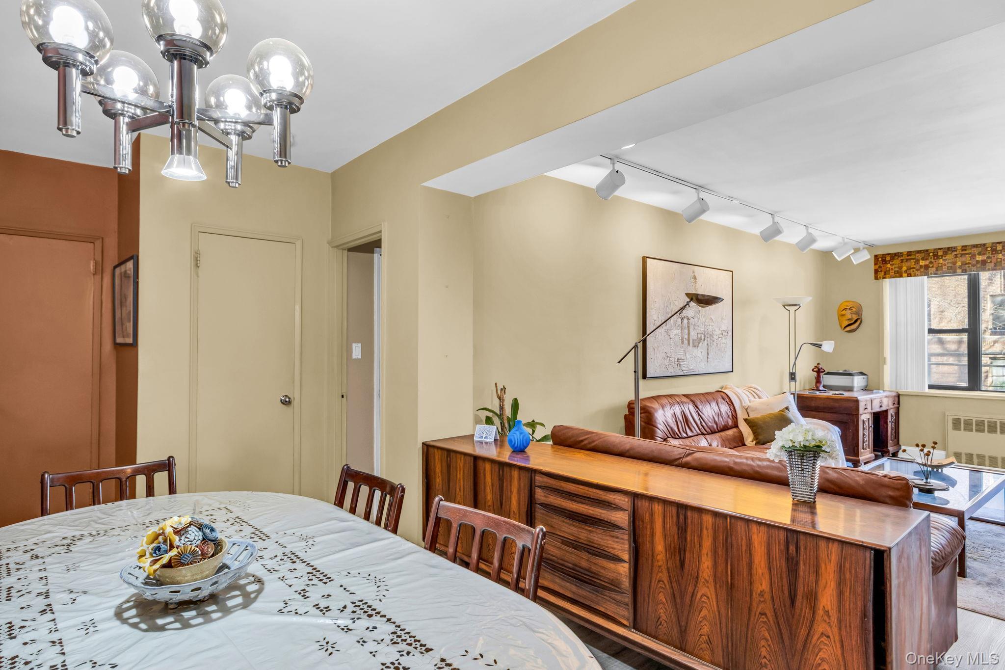 Coop Johnson Bronx, NY 10463, MLS-951901-5