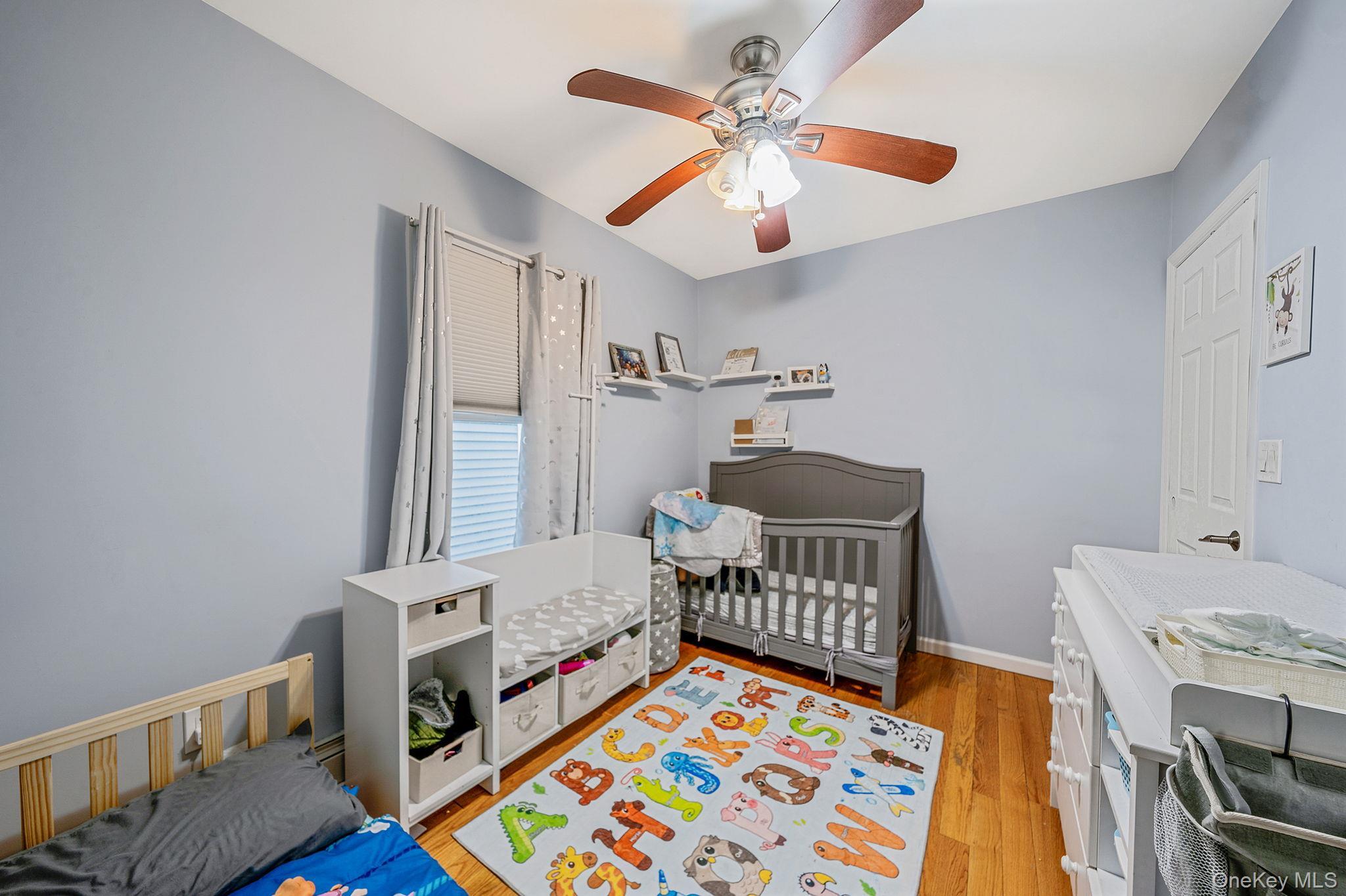 Single Family Cross Bay  Queens, NY 11693, MLS-951914-10