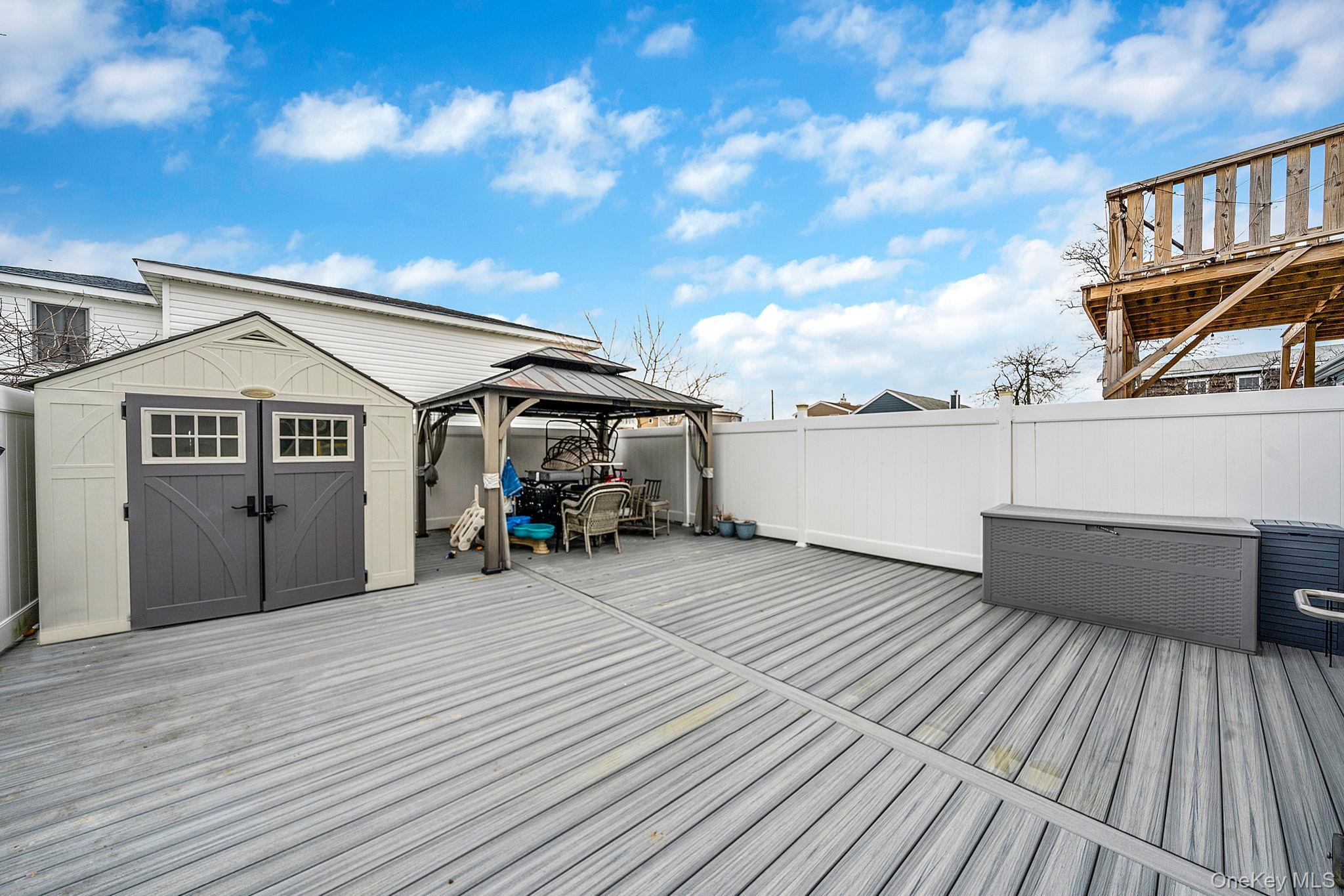 Single Family Cross Bay  Queens, NY 11693, MLS-951914-15