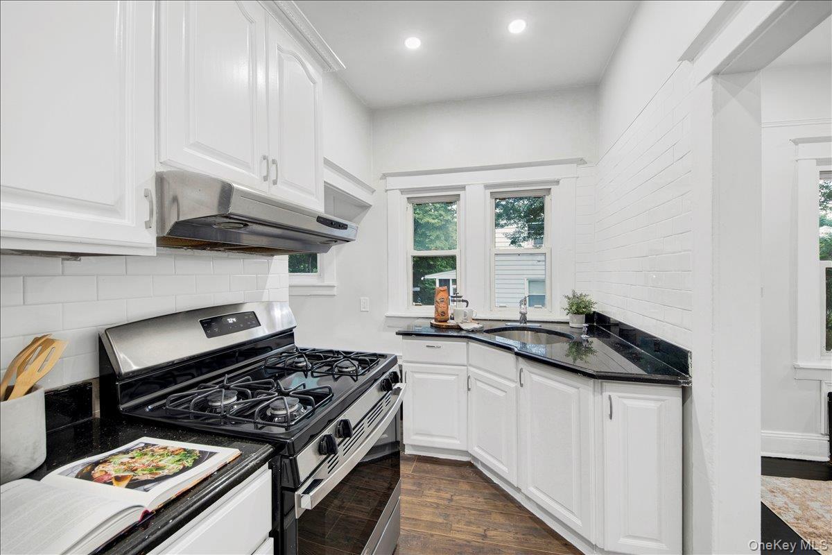 Single Family Belknap  Westchester County, NY 10710, MLS-951926-17