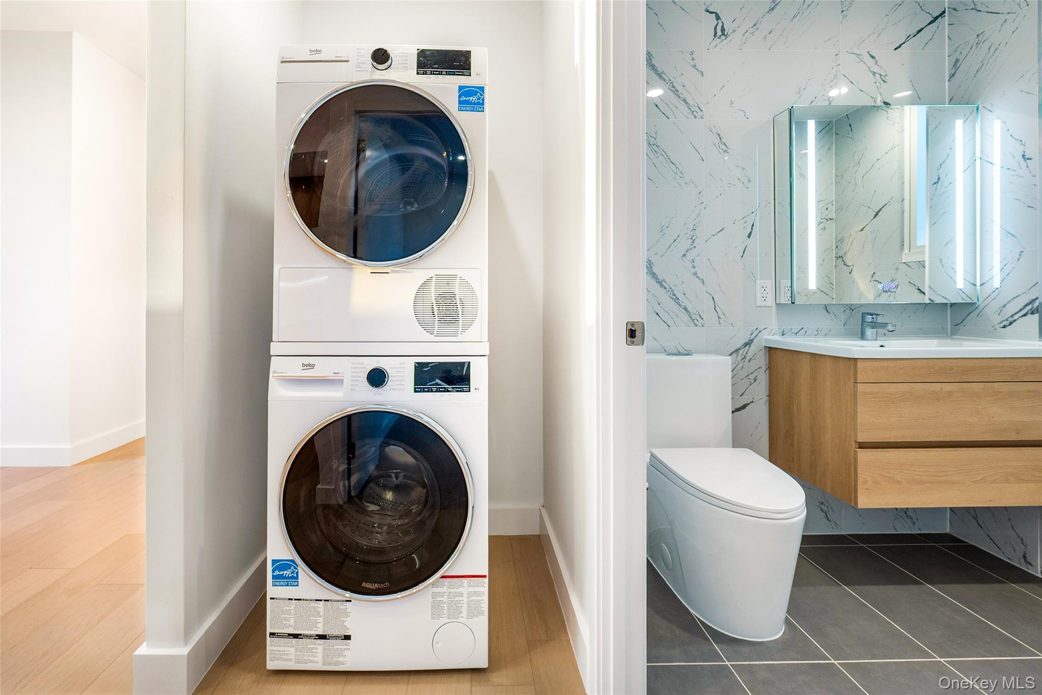 Condo Northern Blvd  Queens, NY 11354, MLS-951940-10