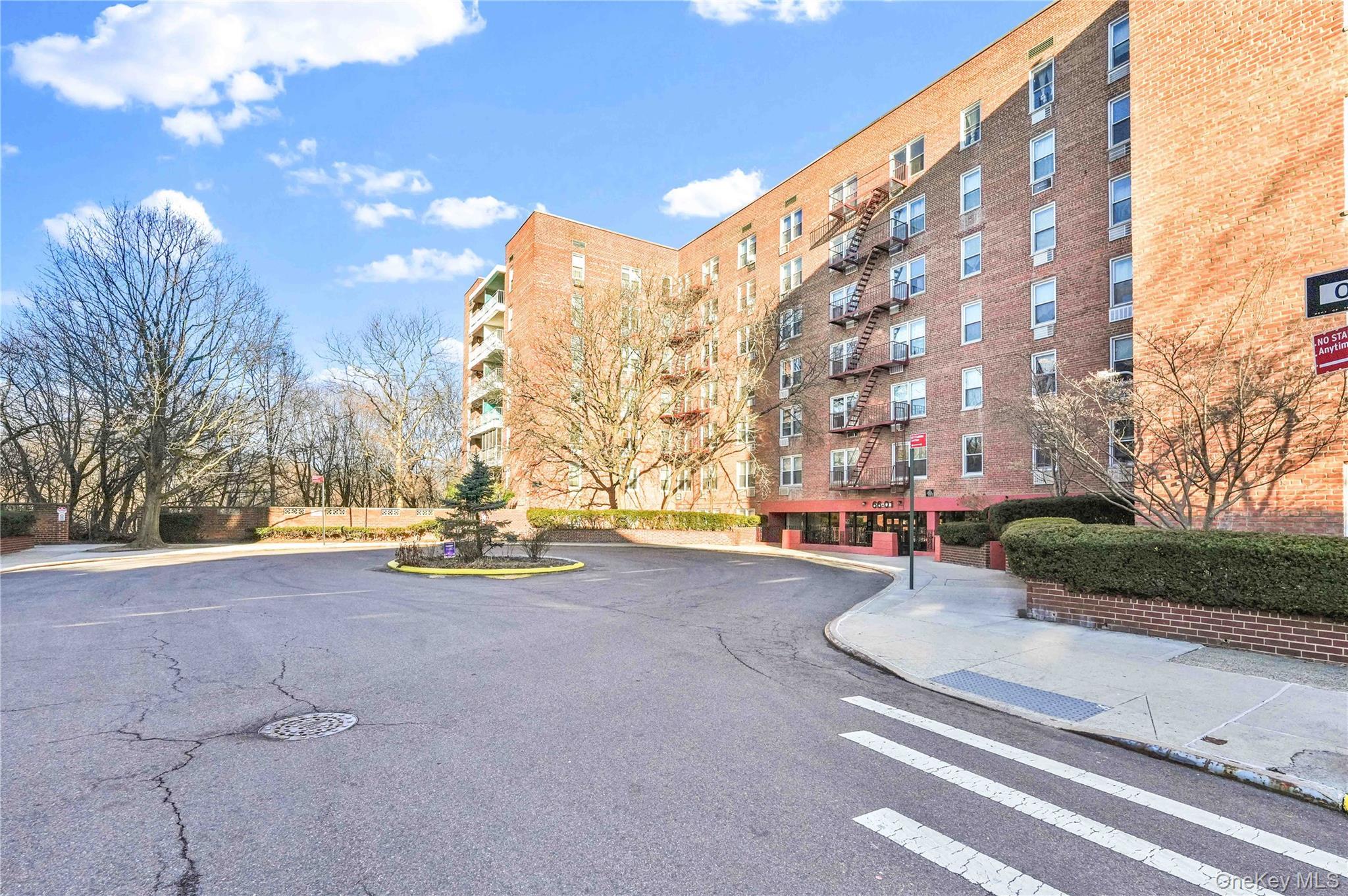 Apartment Burns  Queens, NY 11374, MLS-951949-2