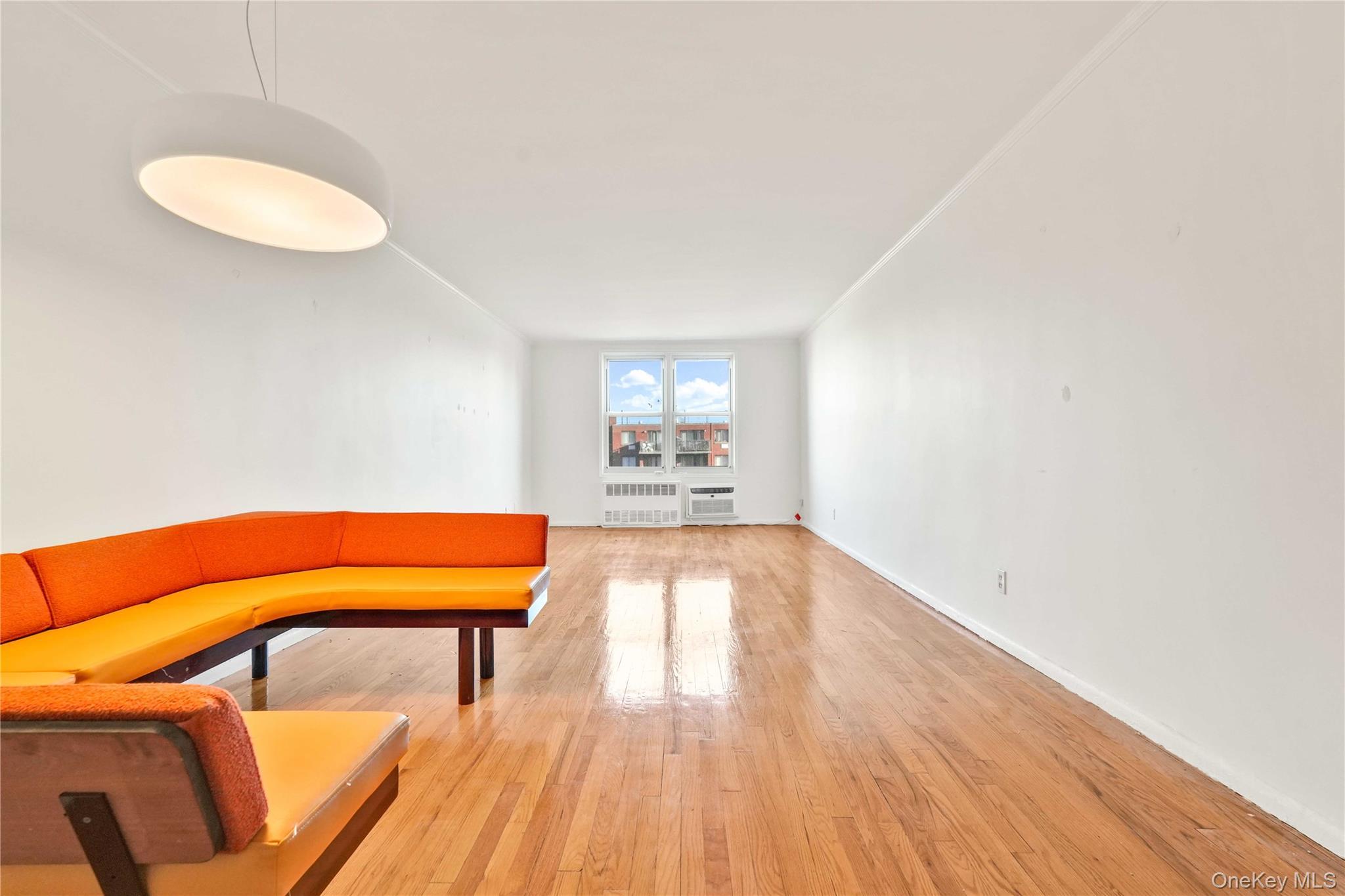 Apartment Burns  Queens, NY 11374, MLS-951949-5