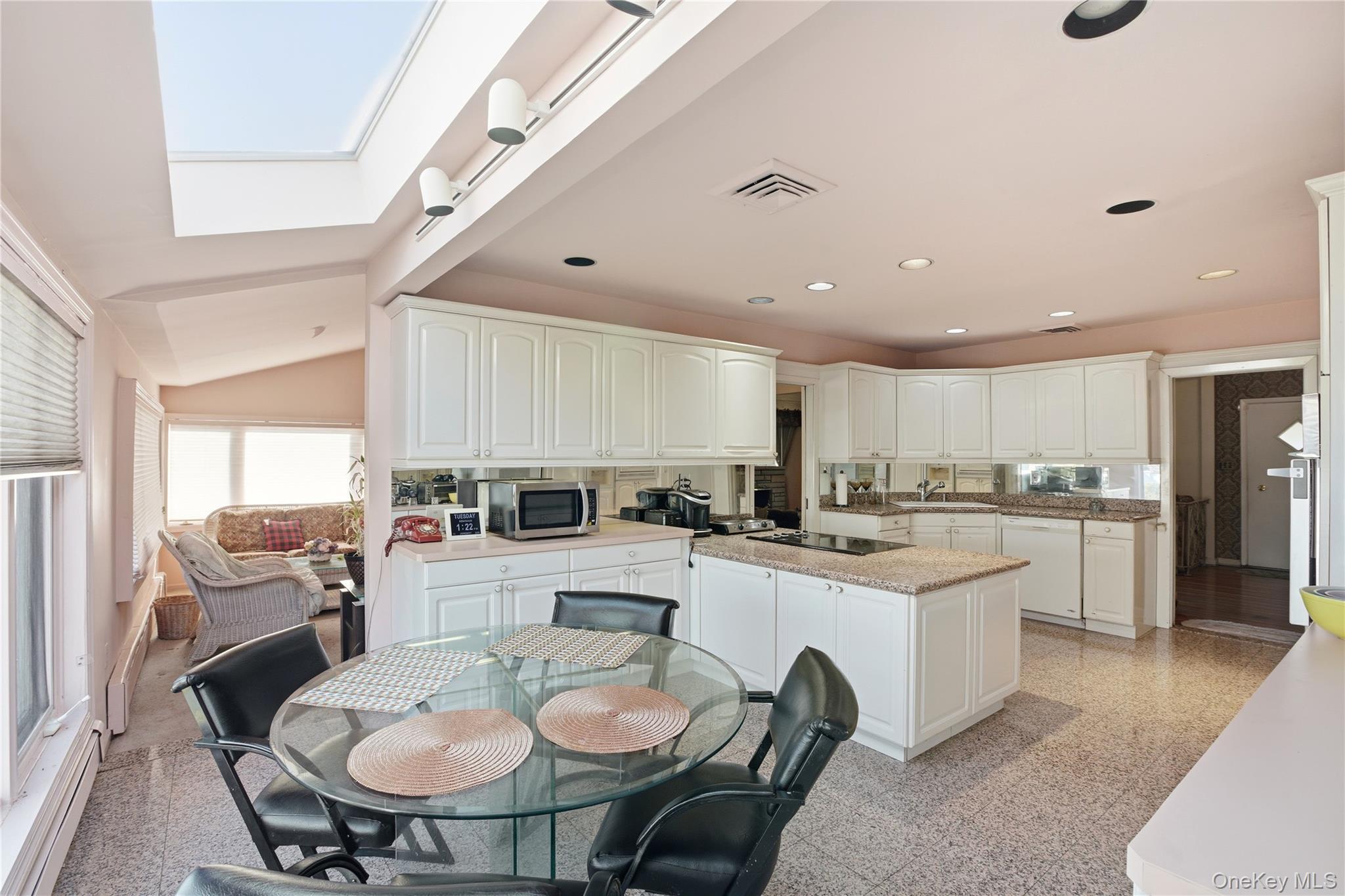 Single Family 216th  Queens, NY 11360, MLS-951952-11