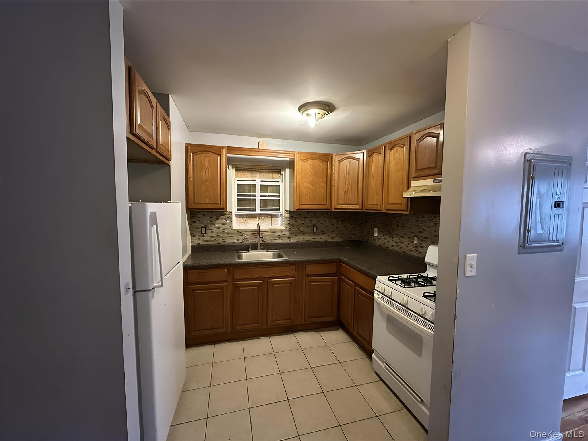 Single Family 128th  Queens, NY 11434, MLS-951978-25