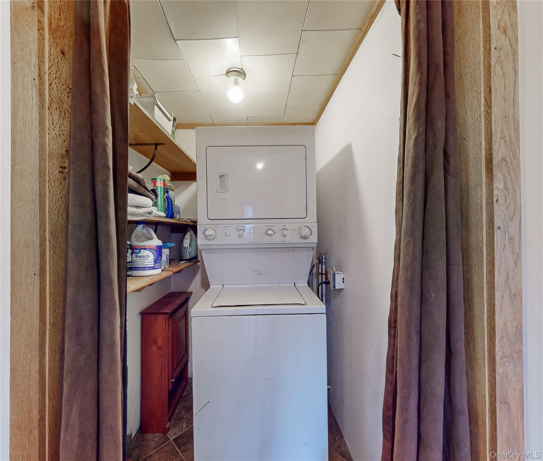 Single Family Neversink  Orange County, NY 12771, MLS-952019-13