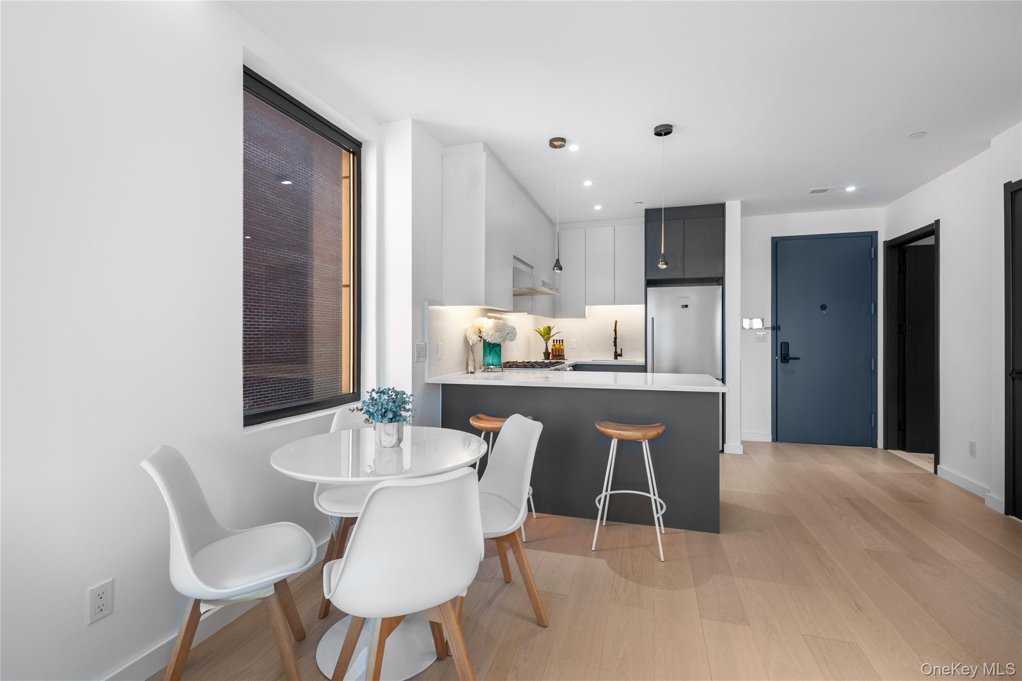 Condo 72nd  Queens, NY 11375, MLS-952049-41