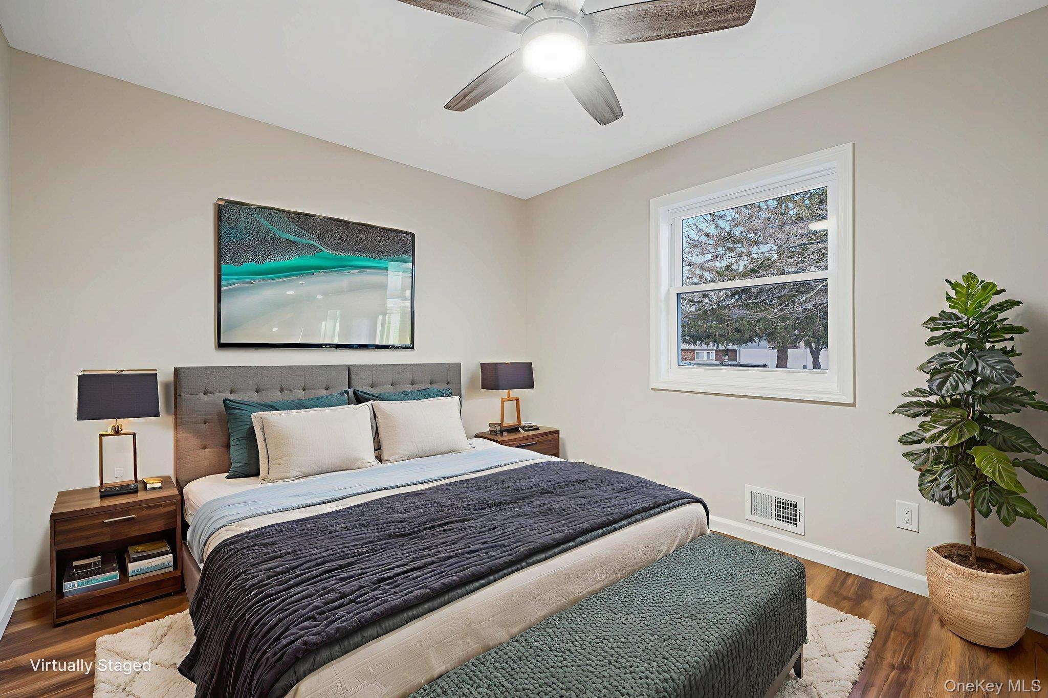 Single Family Nugent  Suffolk County, NY 11706, MLS-952059-22