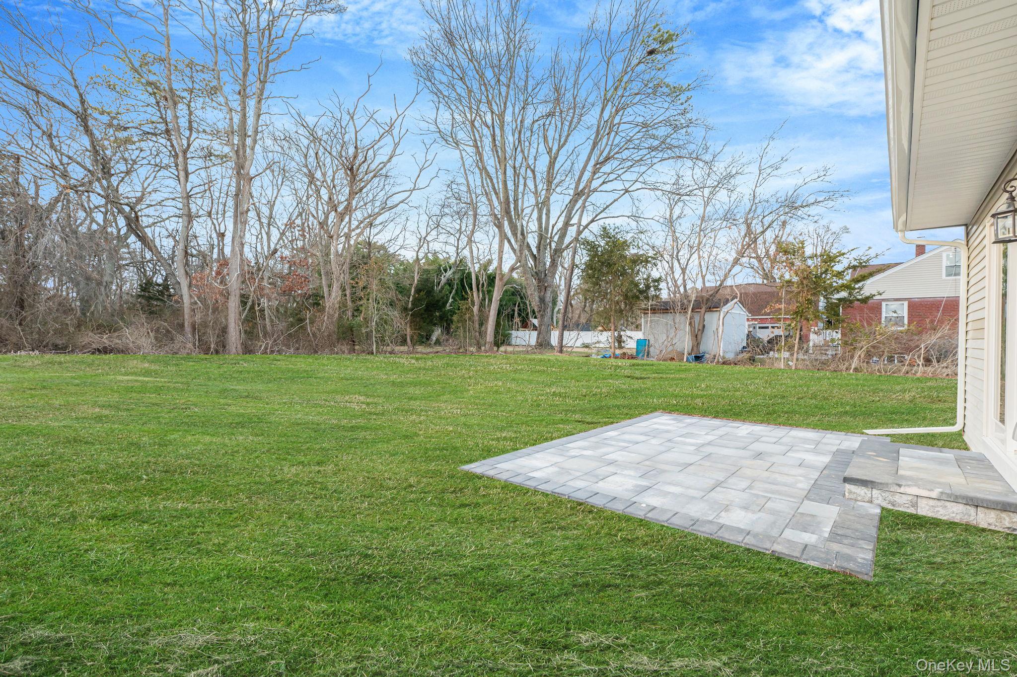 Single Family Nugent  Suffolk County, NY 11706, MLS-952059-30