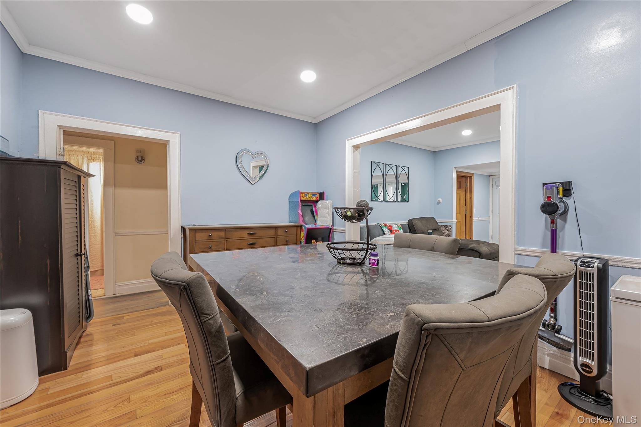 Single Family Chandler Queens, NY 11691, MLS-952064-10