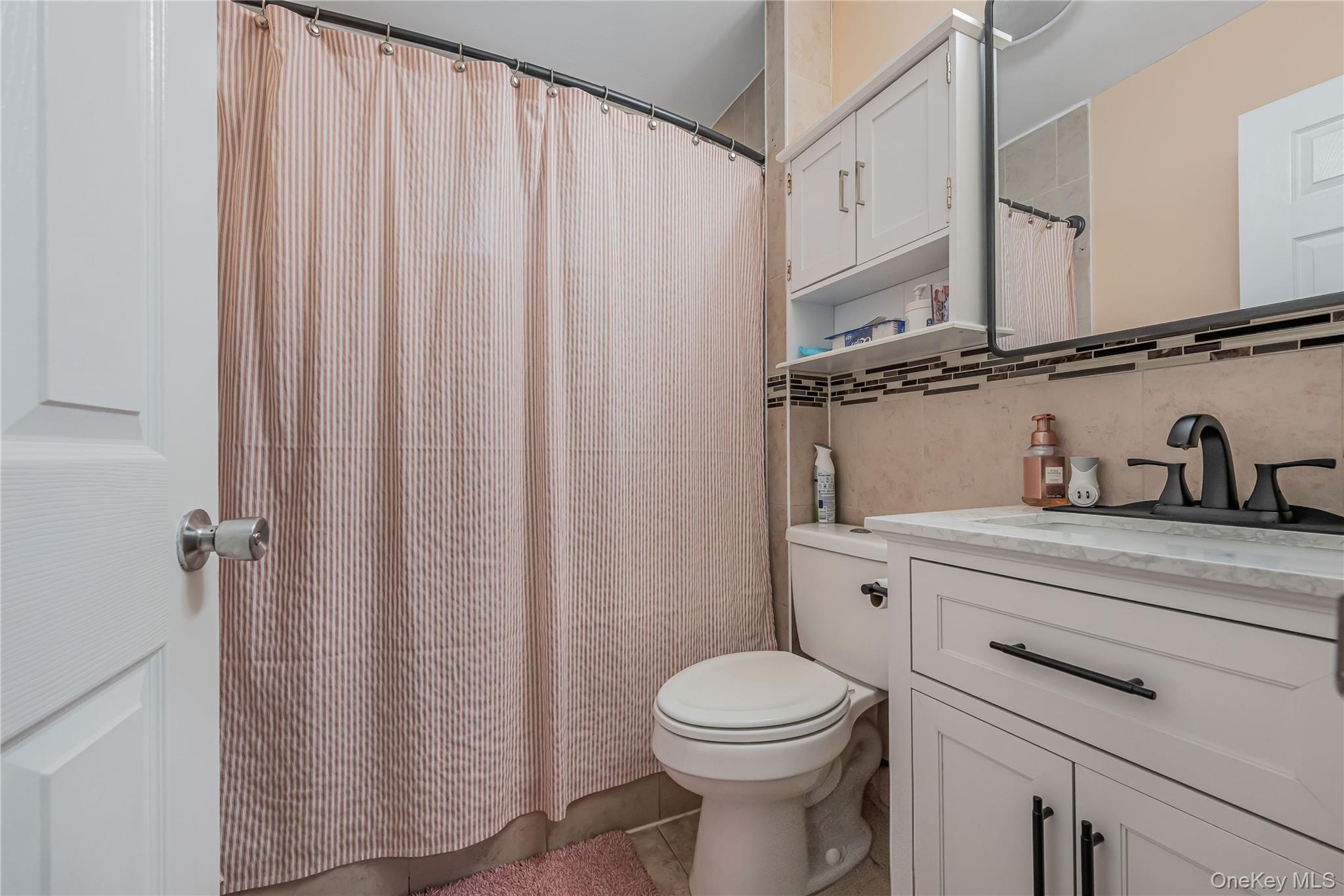 Single Family Chandler Queens, NY 11691, MLS-952064-16