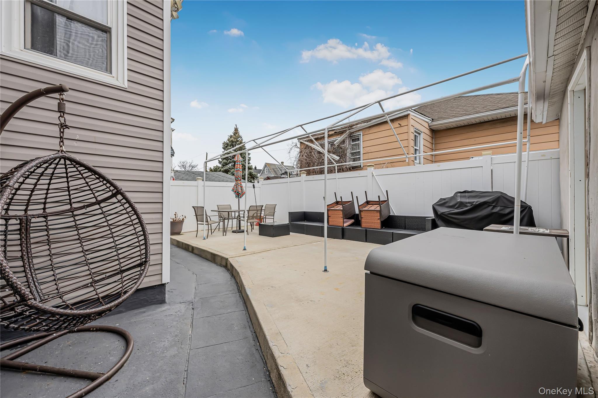 Single Family Chandler Queens, NY 11691, MLS-952064-29