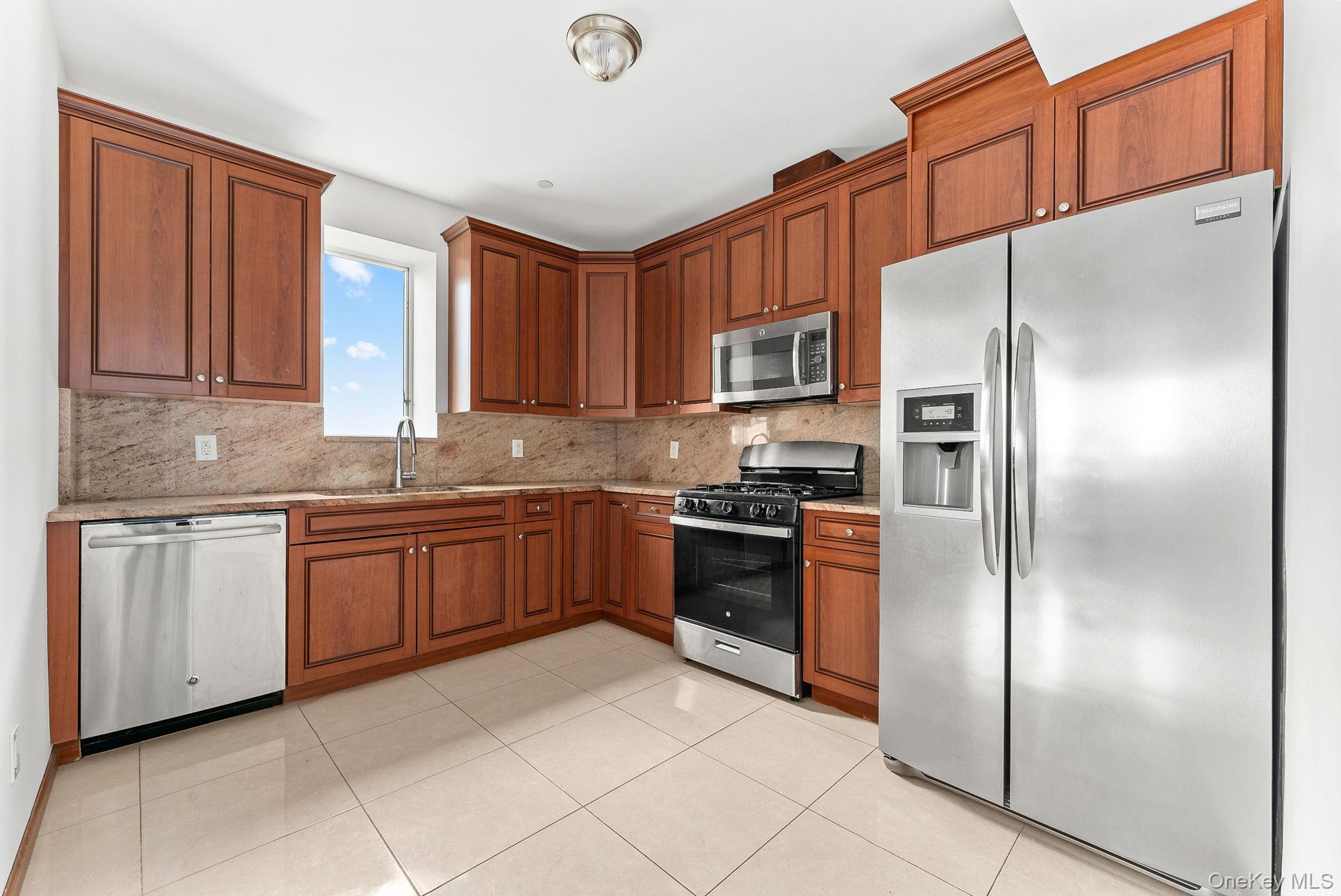 Condo Ocean Brooklyn, NY 11230, MLS-952098-2
