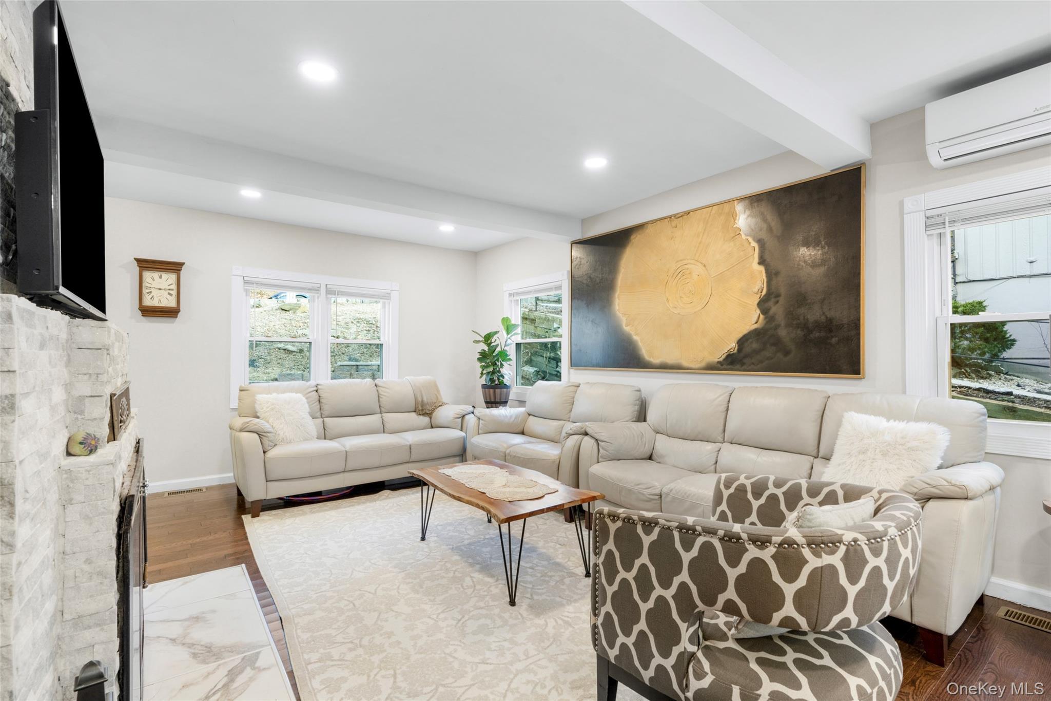 Single Family Euclid  Westchester County, NY 10502, MLS-952119-4