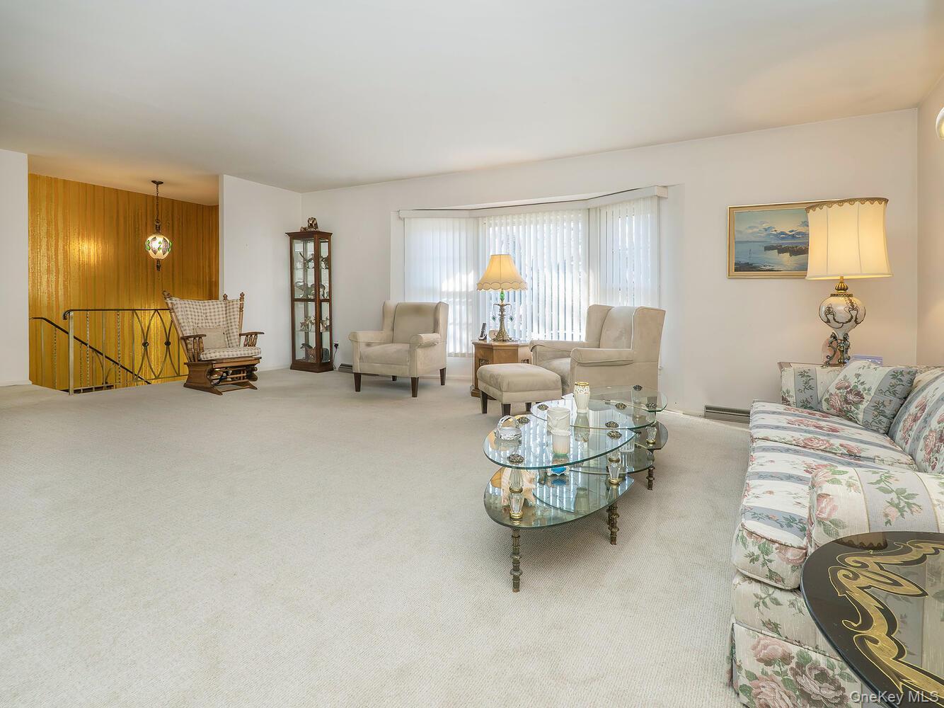 Single Family 215th  Queens, NY 11360, MLS-952145-8