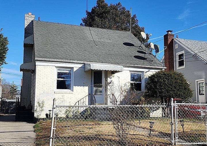 Single Family Locust  Nassau County, NY 11553, MLS-952163-2