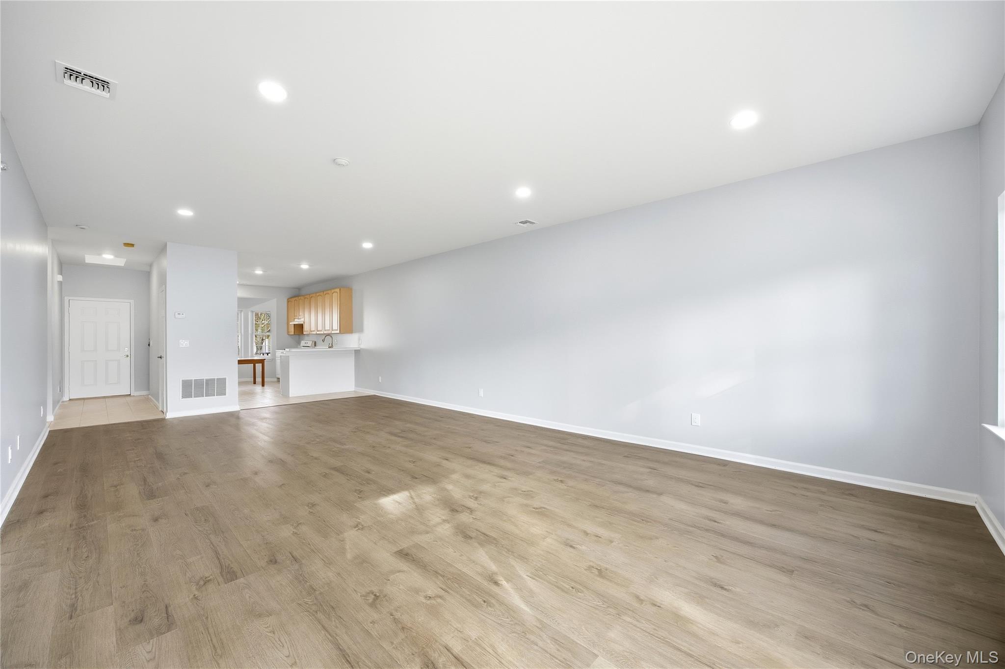 Condo Oyster Cove Suffolk County, NY 11715, MLS-952179-9