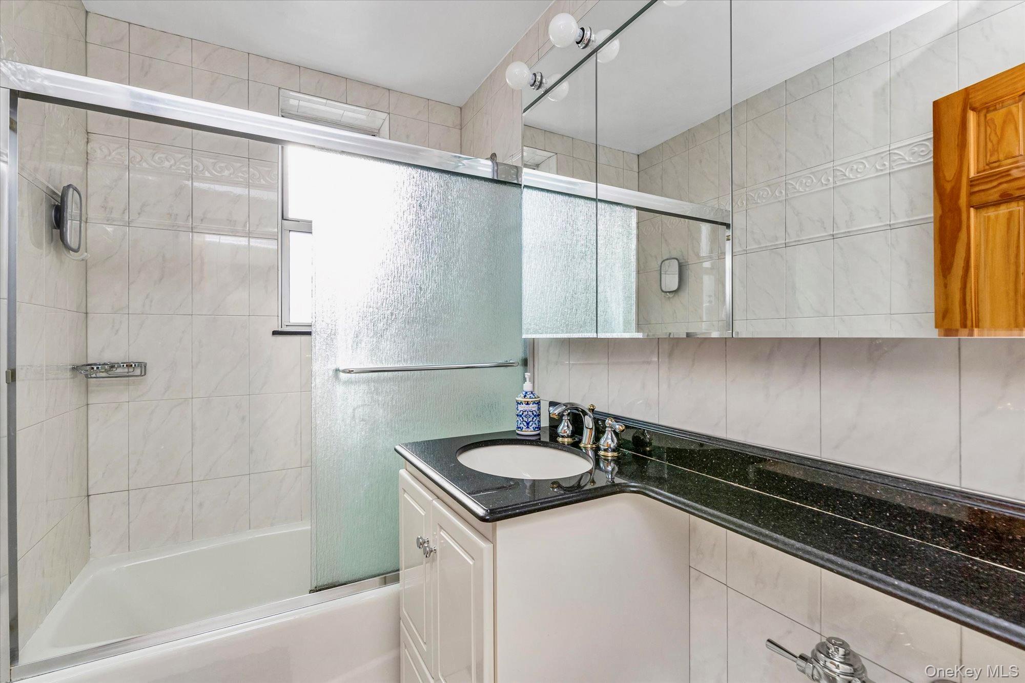 Coop Yellowstone  Queens, NY 11375, MLS-952203-11