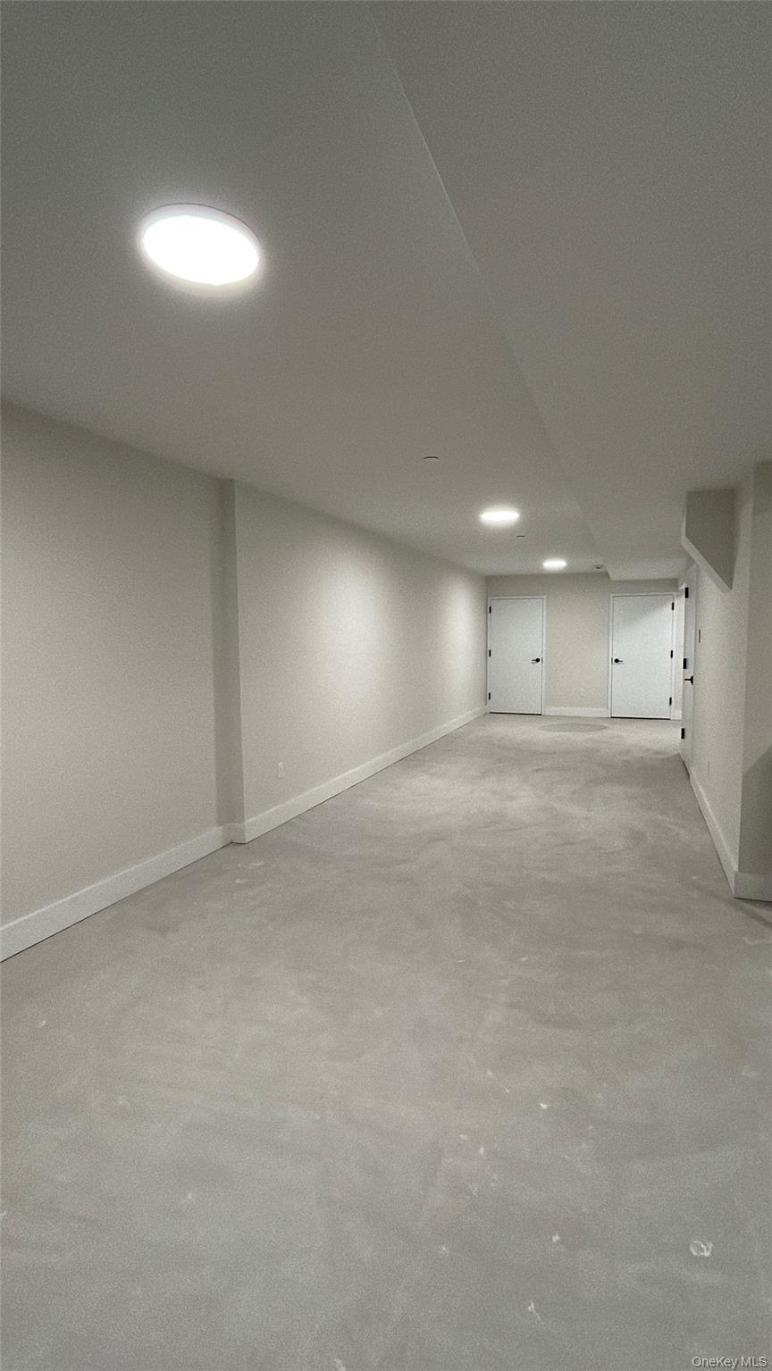 Single Family Menahan Queens, NY 11385, MLS-952229-14