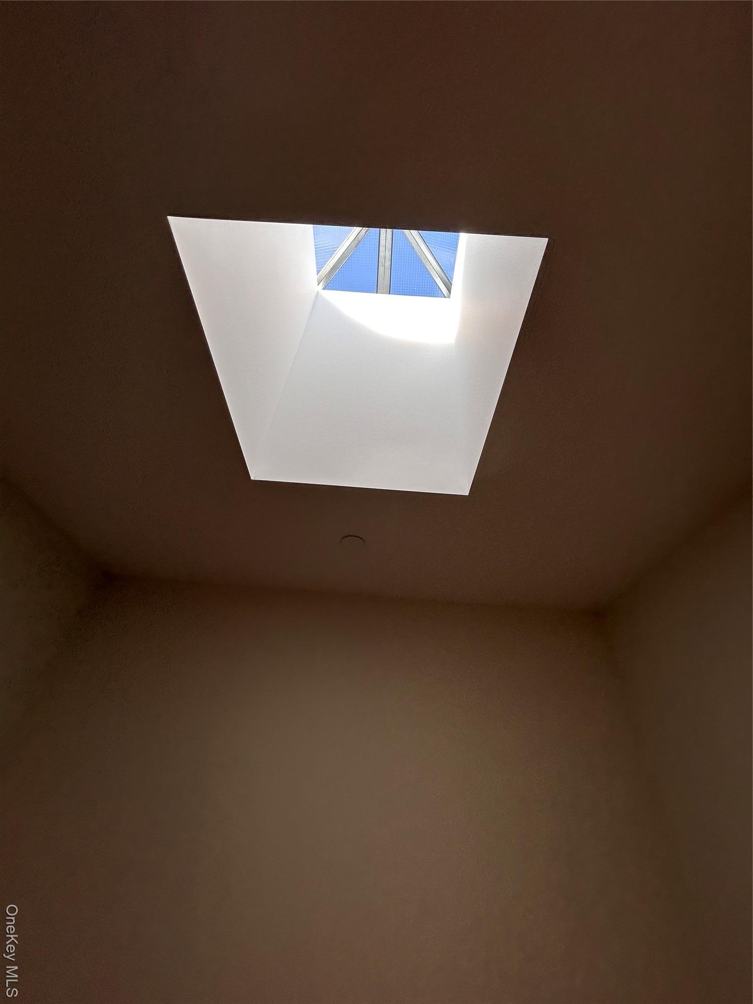 Single Family Menahan Queens, NY 11385, MLS-952229-16