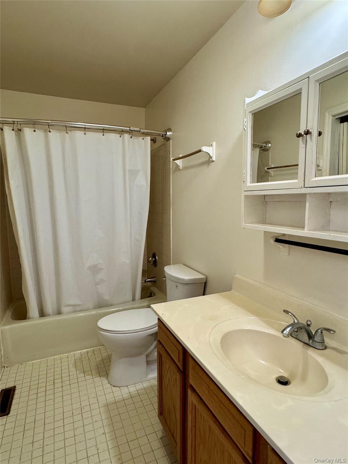 Condo Brick Pond  Orange County, NY 10940, MLS-952238-19