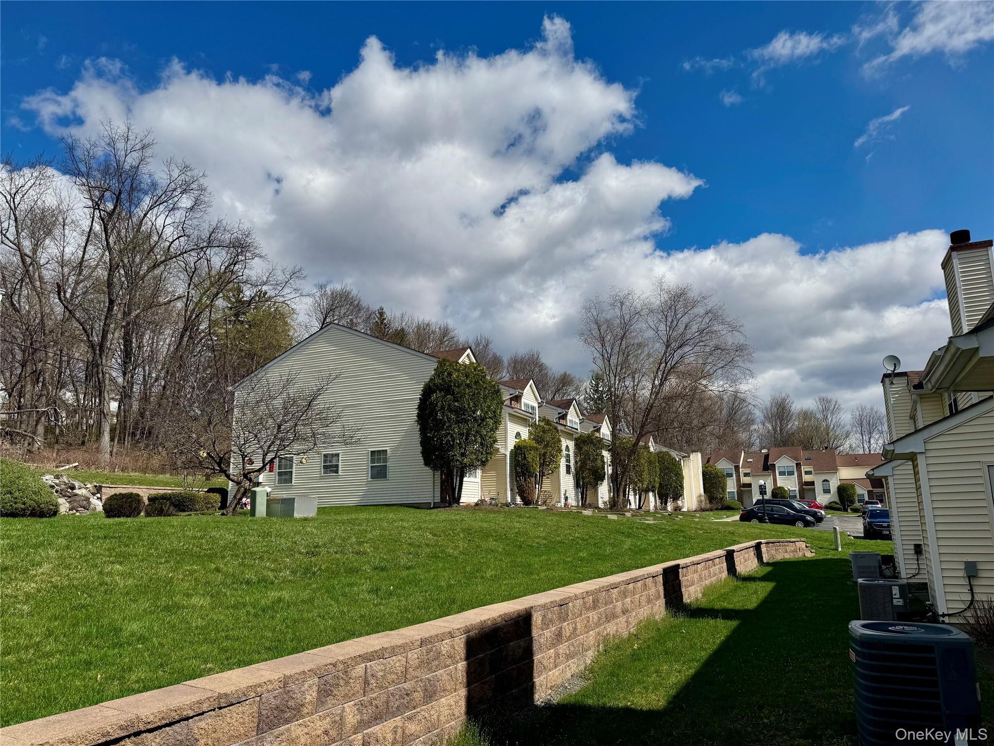 Condo Brick Pond  Orange County, NY 10940, MLS-952238-28