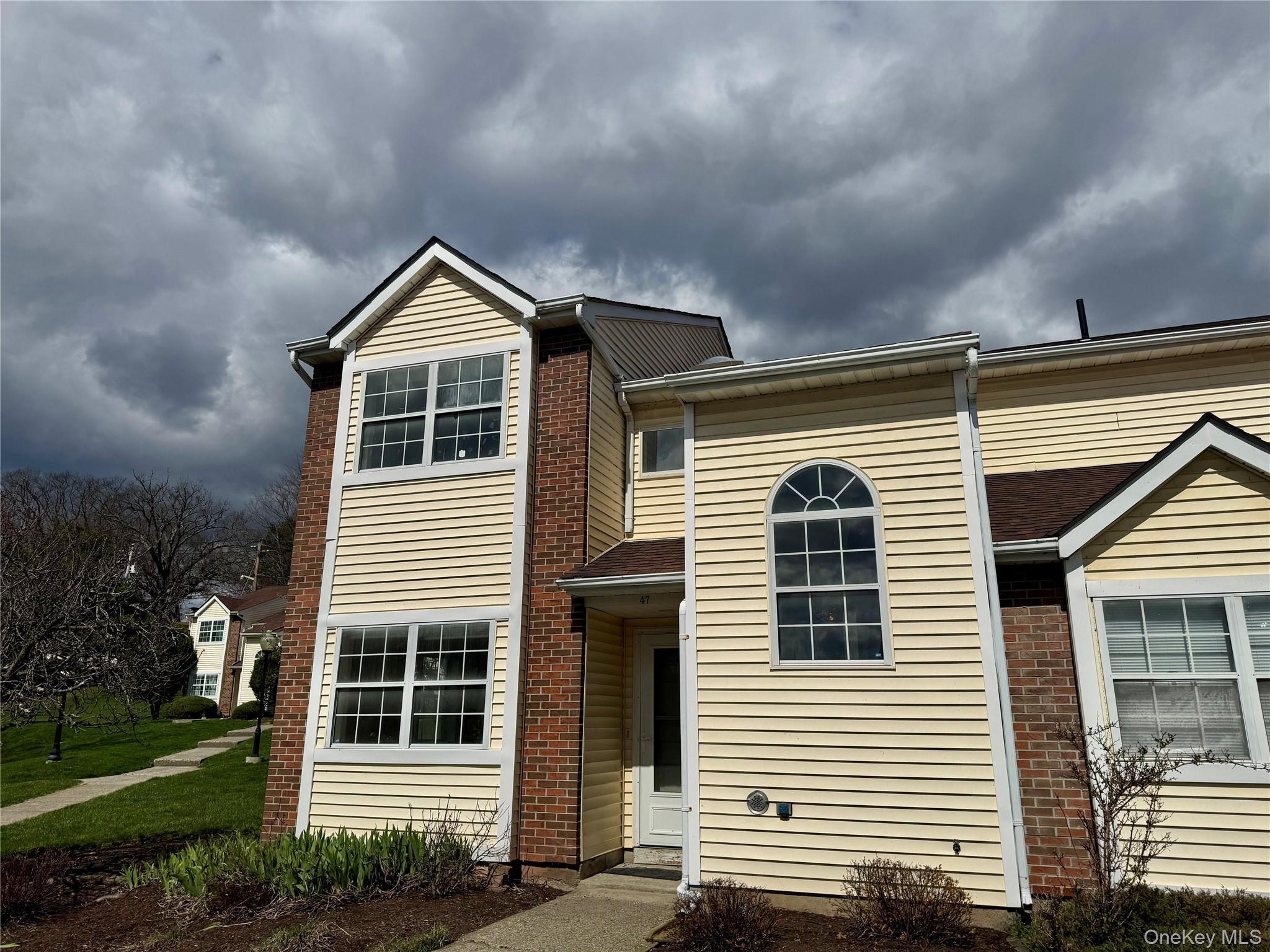 Condo Brick Pond  Orange County, NY 10940, MLS-952238-3