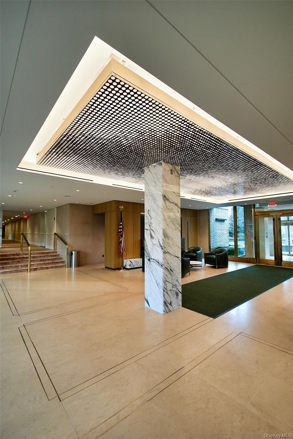 Condo Hilton  Nassau County, NY 11530, MLS-952273-37