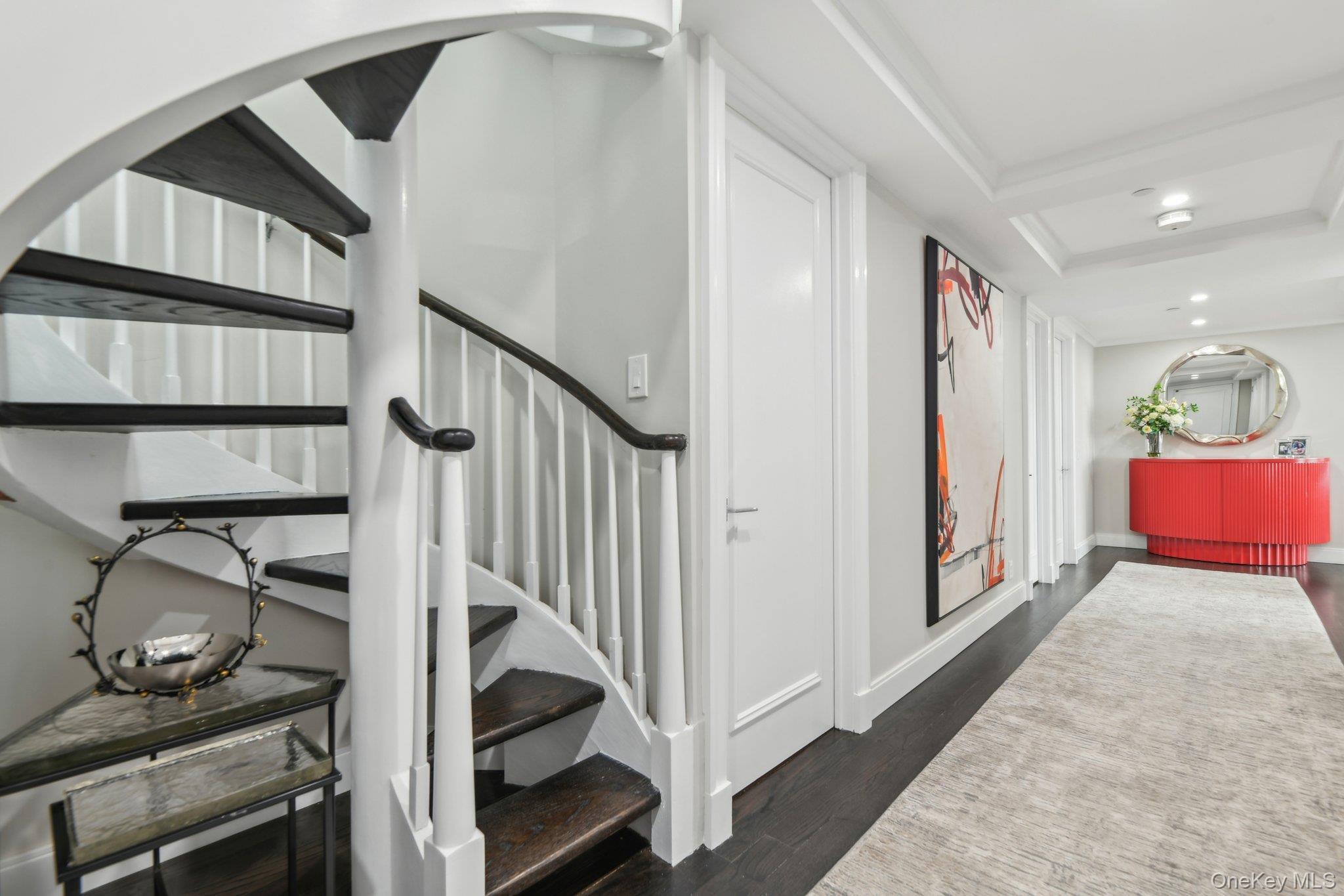 Condo Hilton  Nassau County, NY 11530, MLS-952273-5