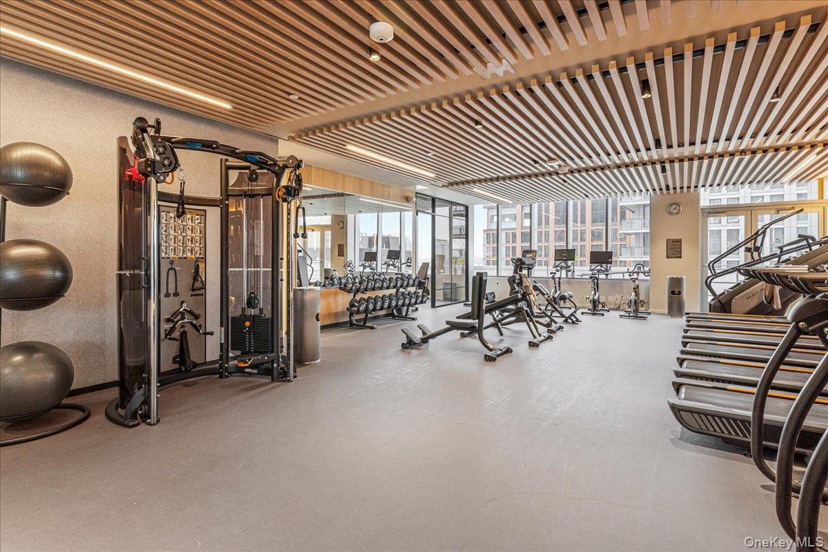 Condo 37th  Queens, NY 11354, MLS-952282-19