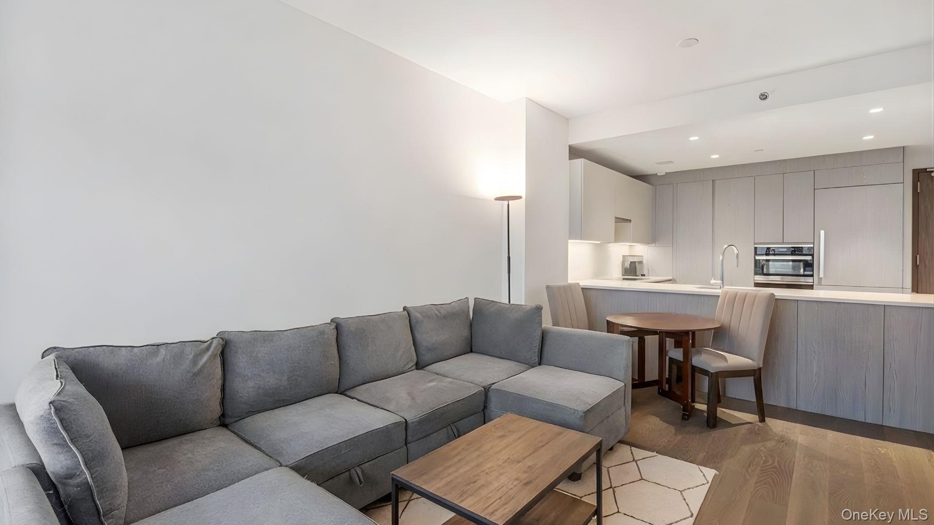 Condo 37th  Queens, NY 11354, MLS-952282-5