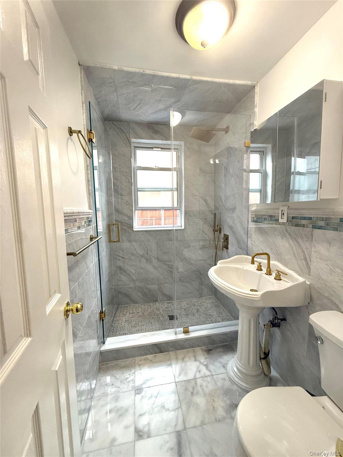 Apartment Astor  Bronx, NY 10469, MLS-952284-5