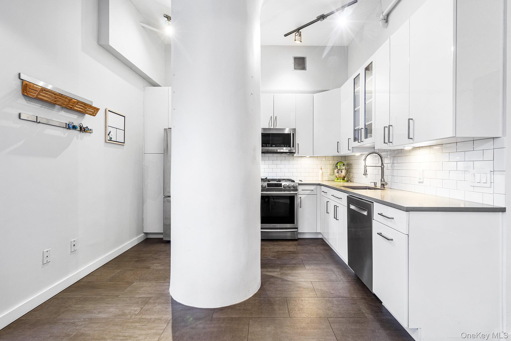 Condo Johnson  Brooklyn, NY 11201, MLS-952289-6