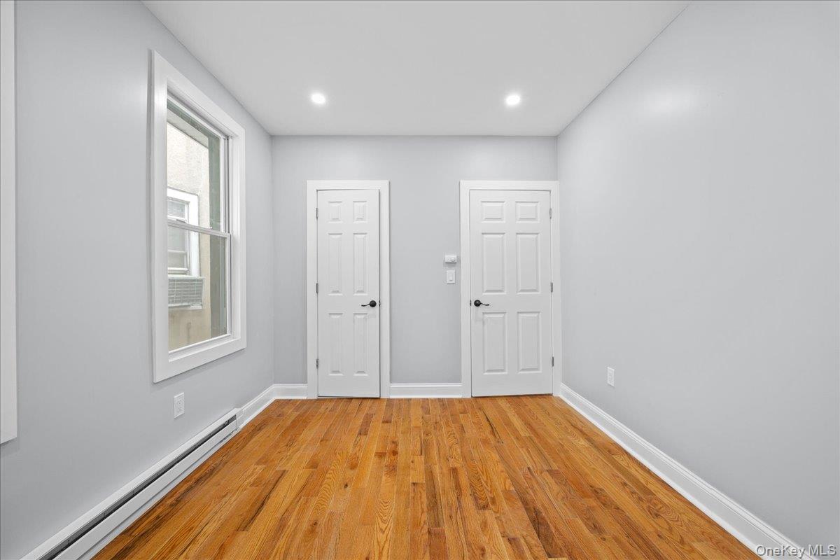 Single Family Van Nest  Bronx, NY 10460, MLS-952294-19