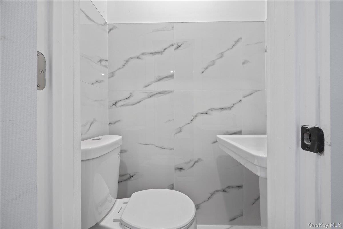 Single Family Van Nest  Bronx, NY 10460, MLS-952294-20