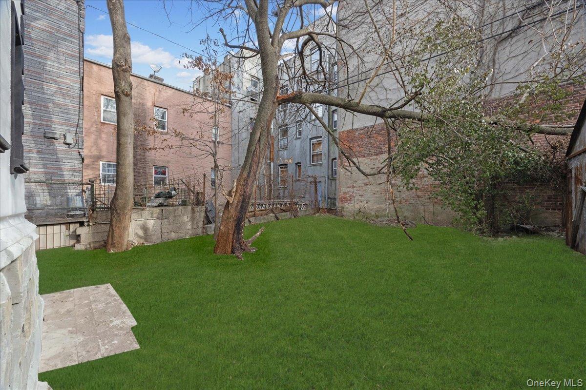 Single Family Van Nest  Bronx, NY 10460, MLS-952294-35