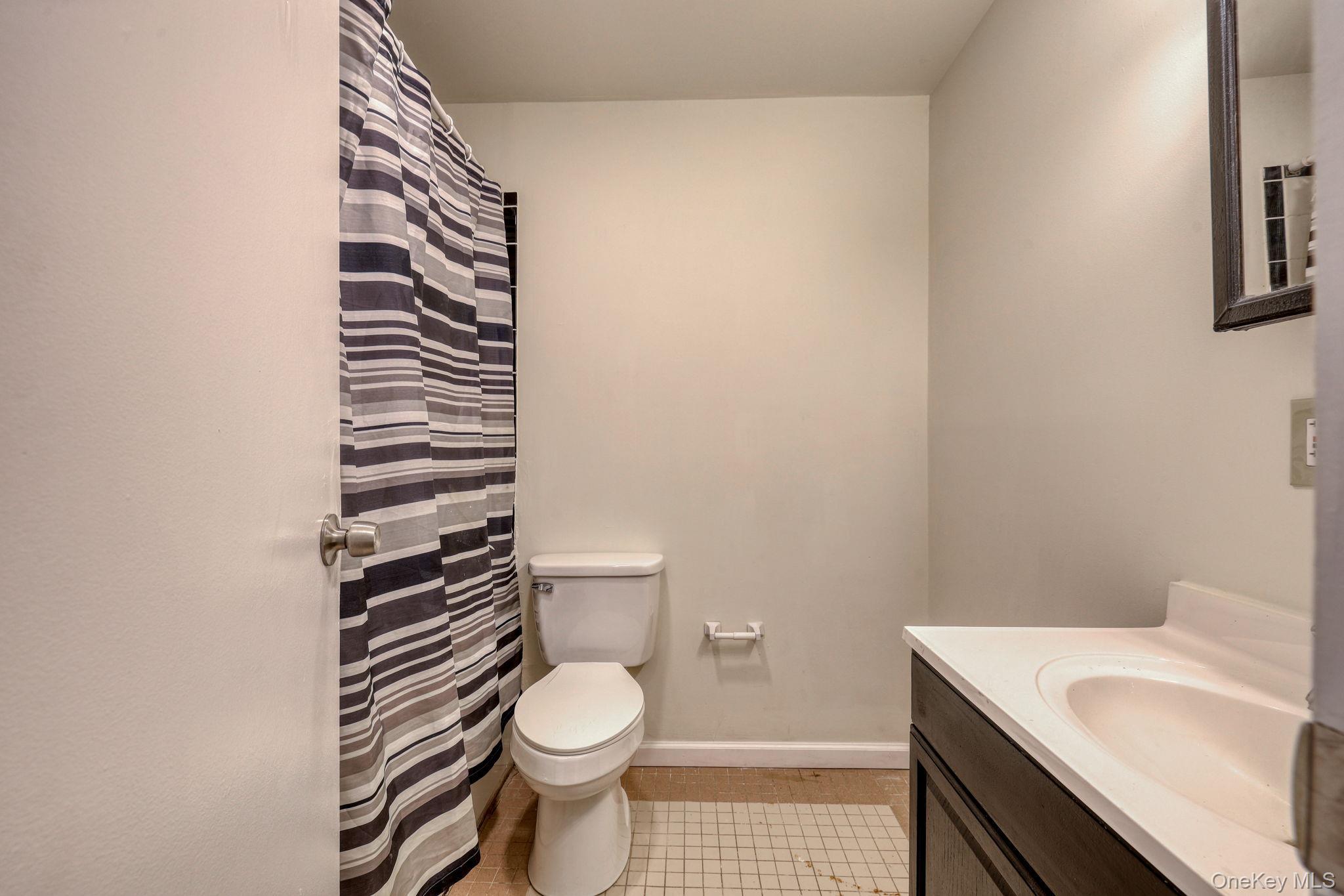 Single Family Johnston  Orange County, NY 12550, MLS-952304-16