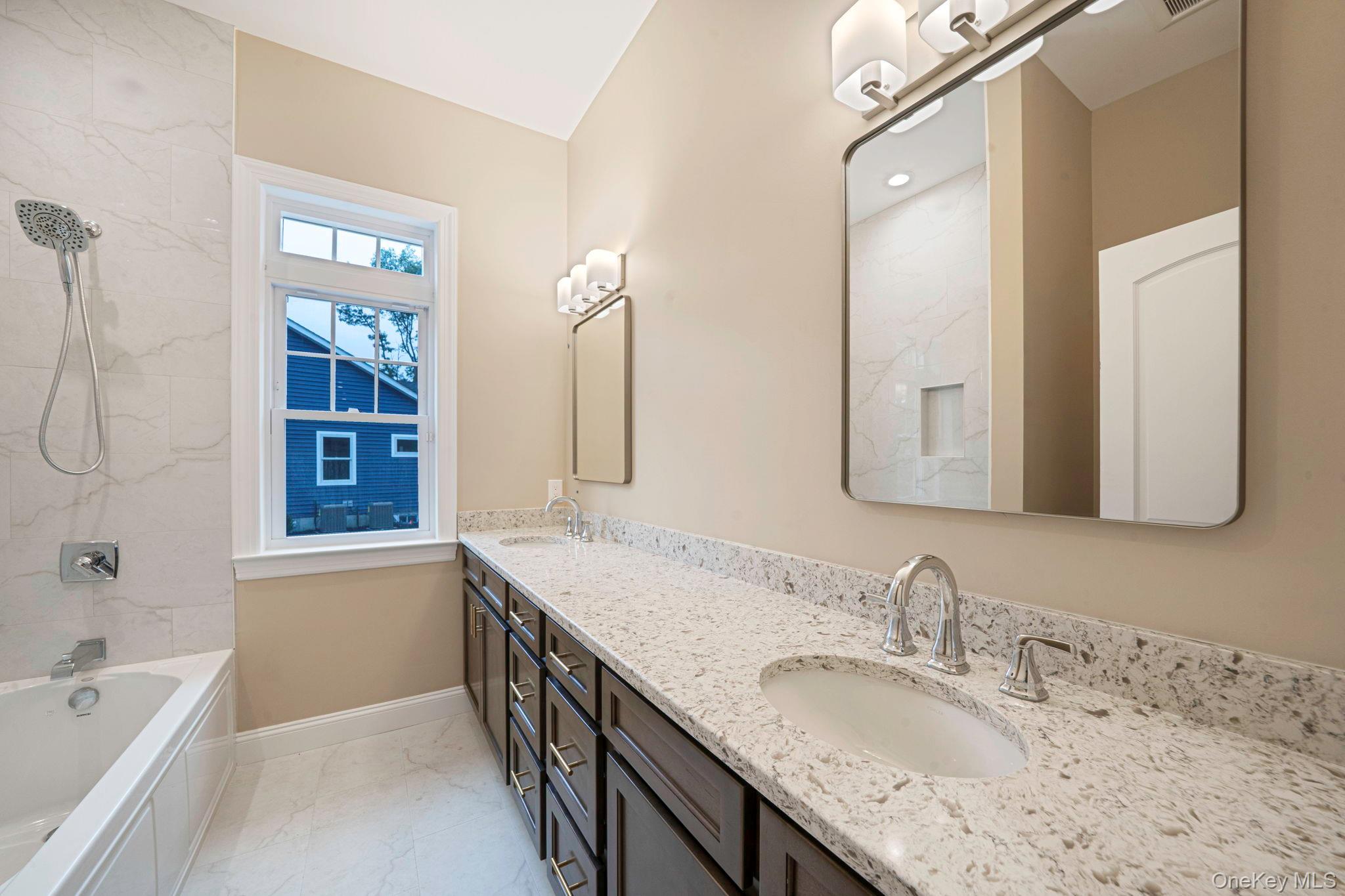 Single Family Pine Suffolk County, NY 11776, MLS-952318-11