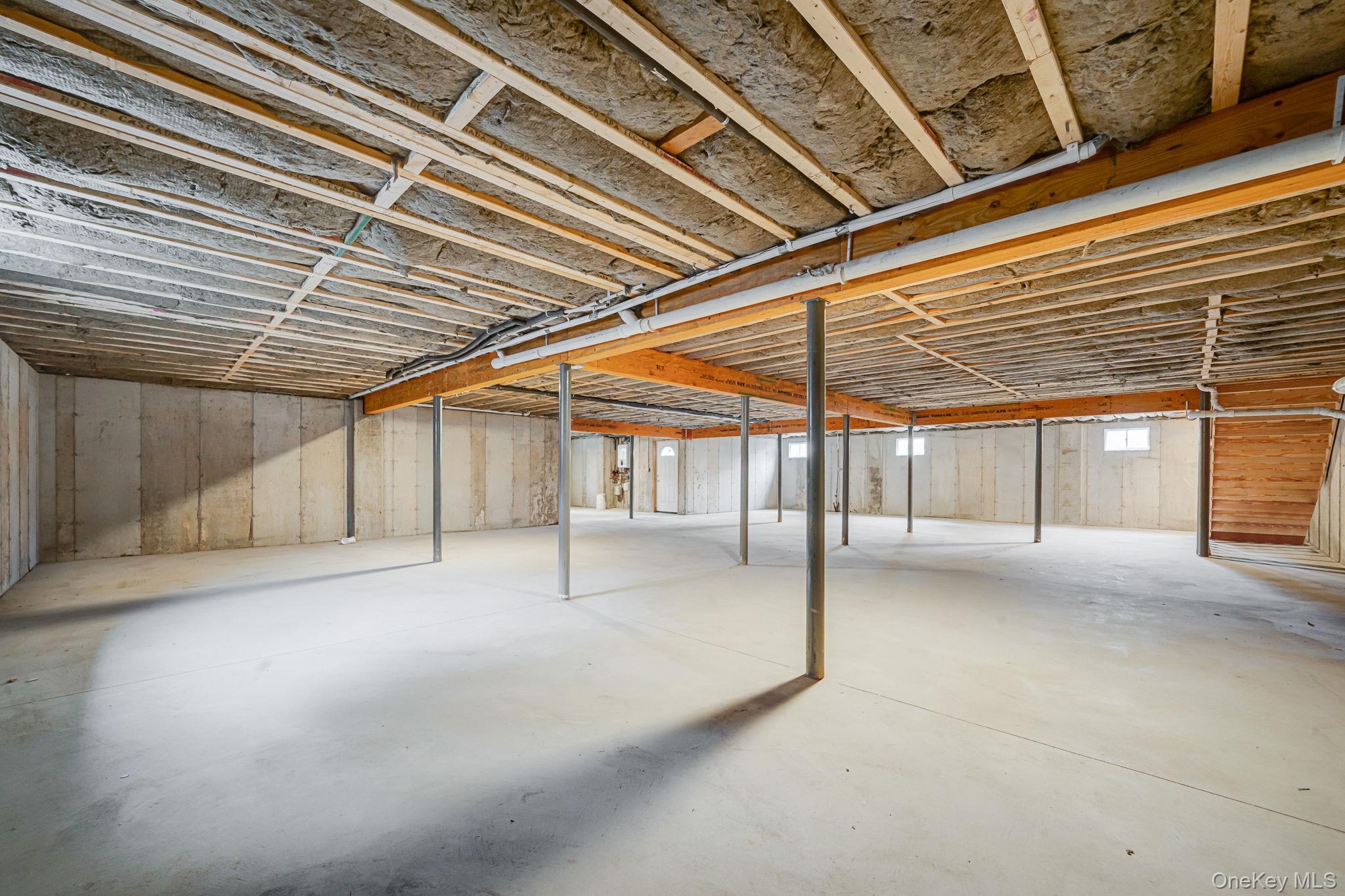 Single Family Pine Suffolk County, NY 11776, MLS-952318-15