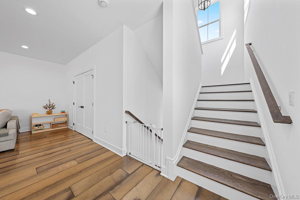 Condo Bennington  Dutchess County, NY 12524, MLS-952343-13