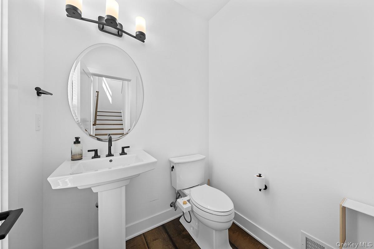 Condo Bennington  Dutchess County, NY 12524, MLS-952343-18