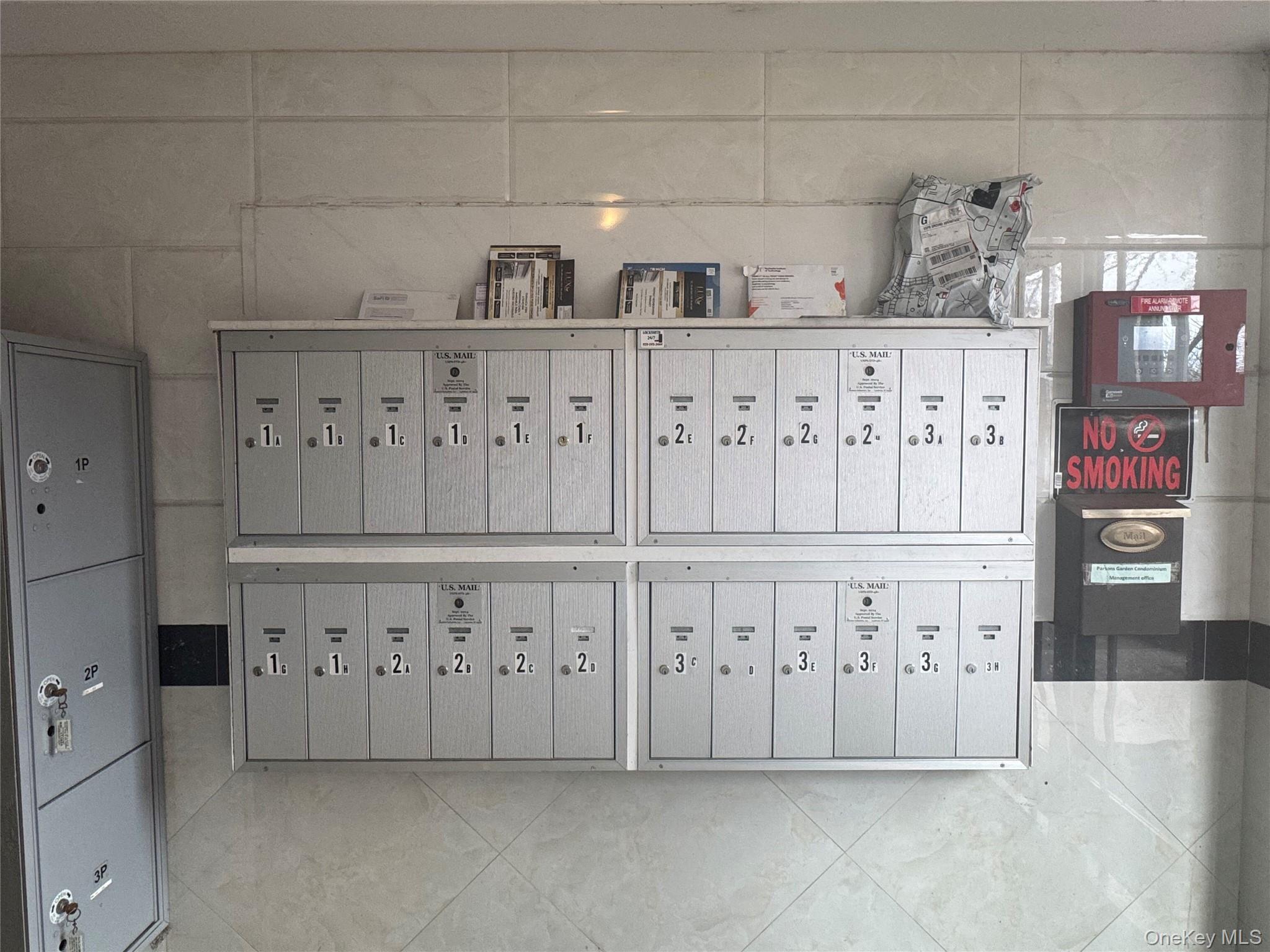 Condo Parsons  Queens, NY 11366, MLS-952356-9