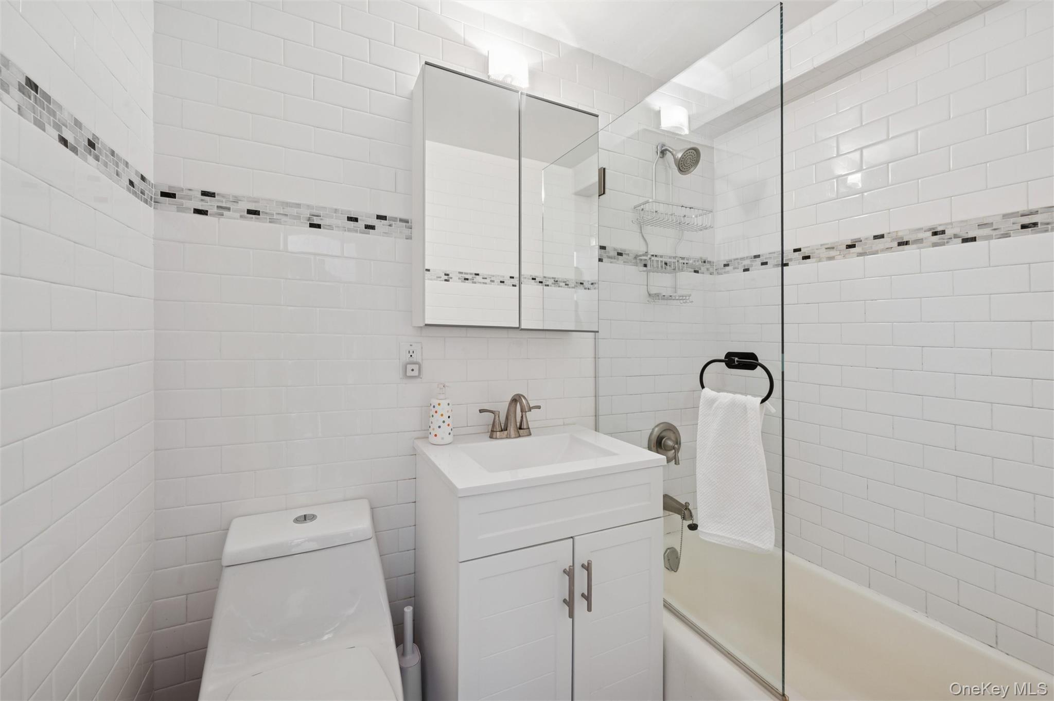 Coop Palisade  Bronx, NY 10463, MLS-952357-16