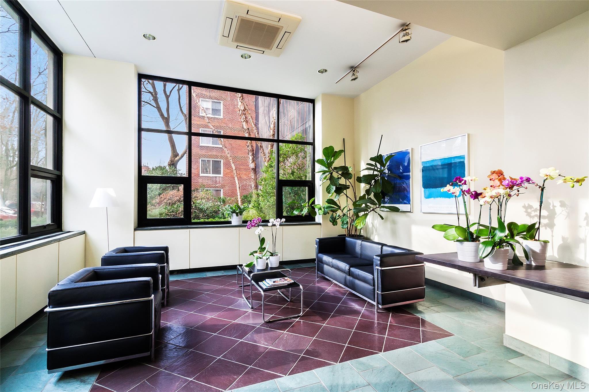 Coop Palisade  Bronx, NY 10463, MLS-952357-24