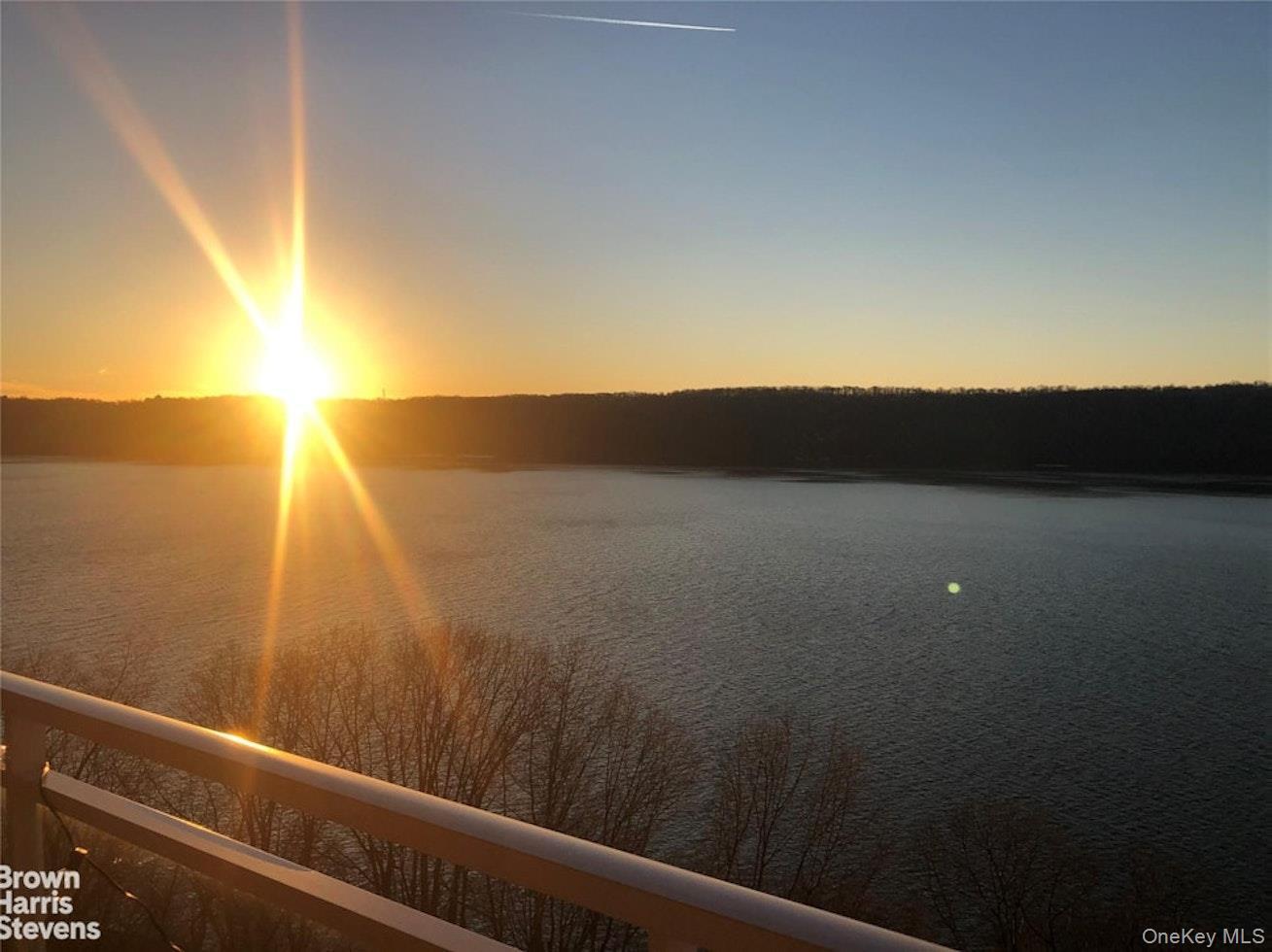 Coop Palisade  Bronx, NY 10463, MLS-952357-4