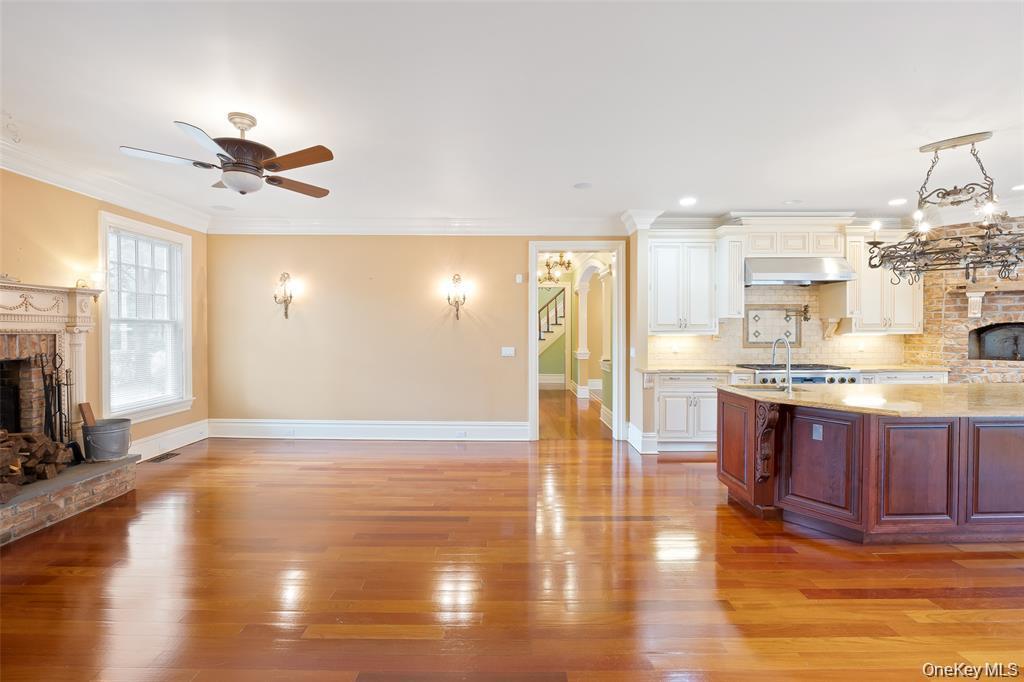 Single Family Brushy Neck Lane Suffolk County, NY 11977, MLS-952388-16