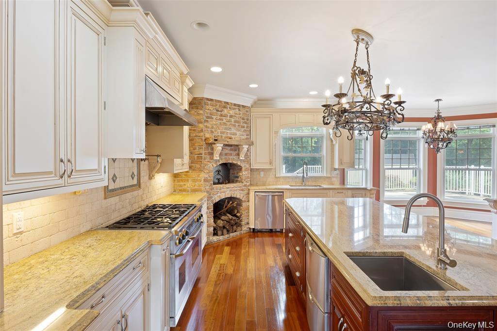 Single Family Brushy Neck Lane Suffolk County, NY 11977, MLS-952388-22