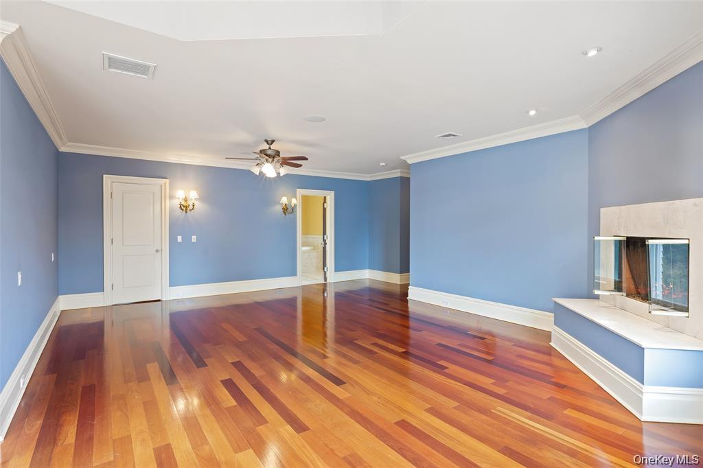 Single Family Brushy Neck Lane Suffolk County, NY 11977, MLS-952388-30